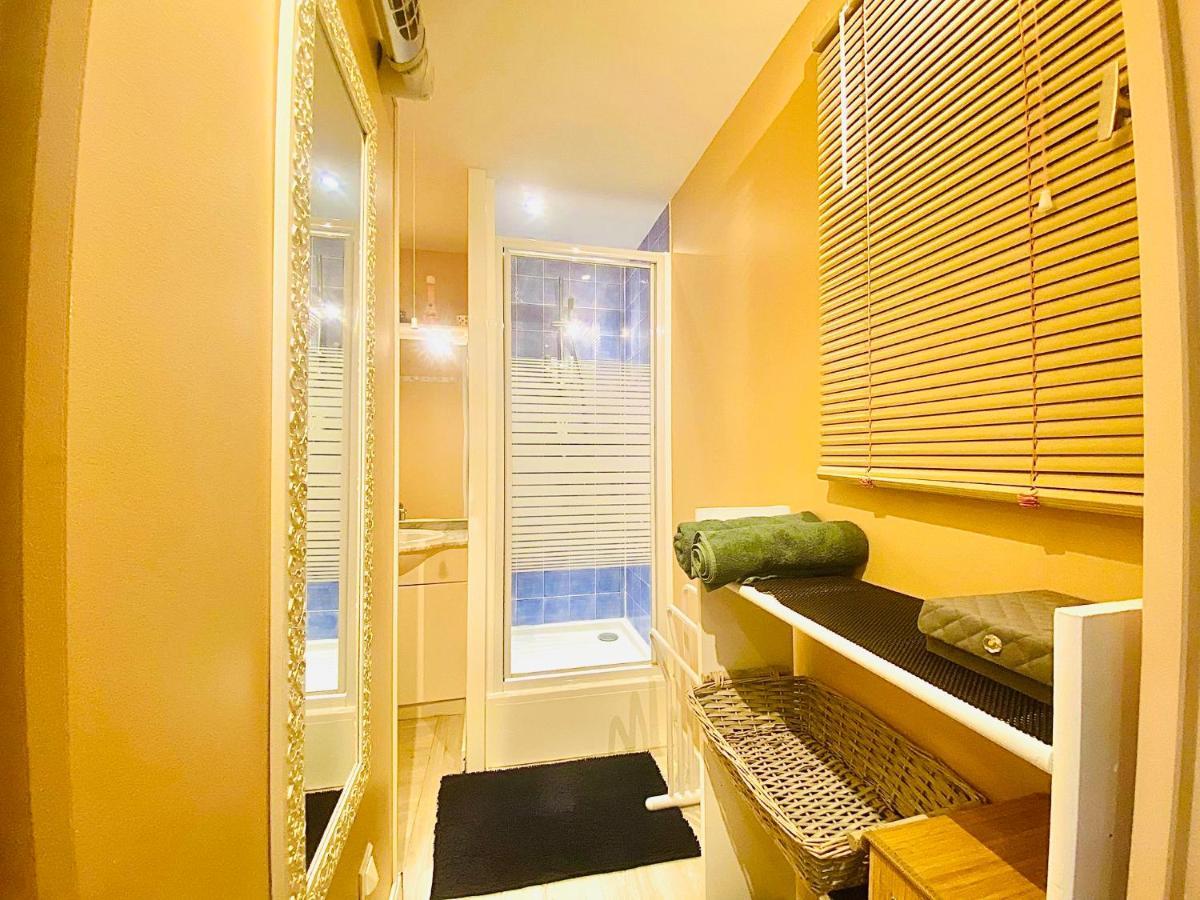 Appartement Proche Mer Avec Piscine Et Parking Fleury  Extérieur photo