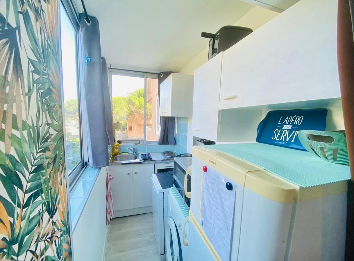 Appartement Proche Mer Avec Piscine Et Parking Fleury  Extérieur photo