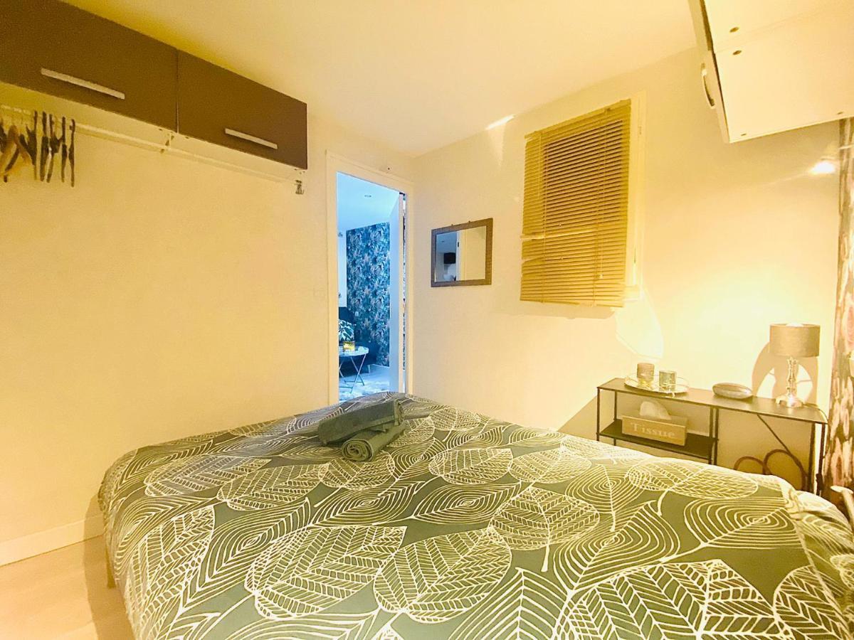 Appartement Proche Mer Avec Piscine Et Parking Fleury  Extérieur photo