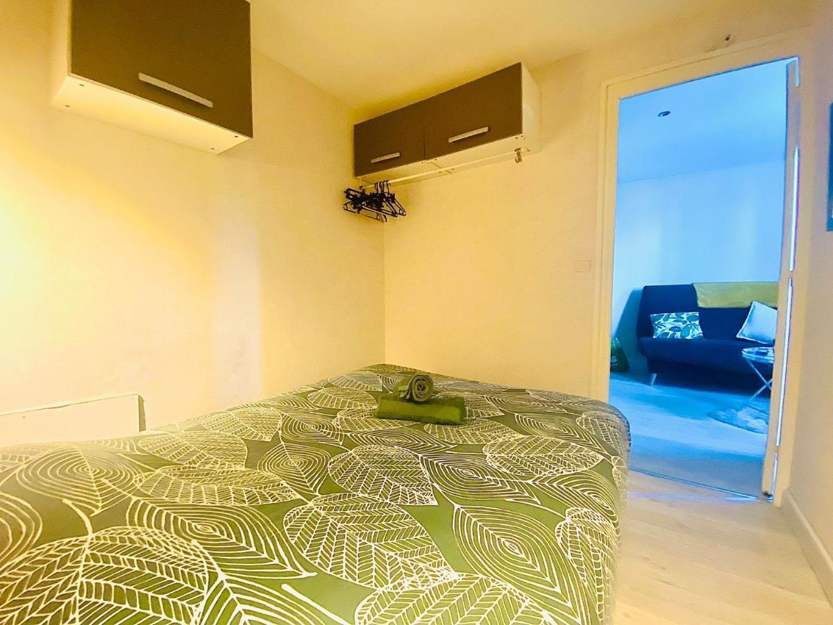 Appartement Proche Mer Avec Piscine Et Parking Fleury  Extérieur photo